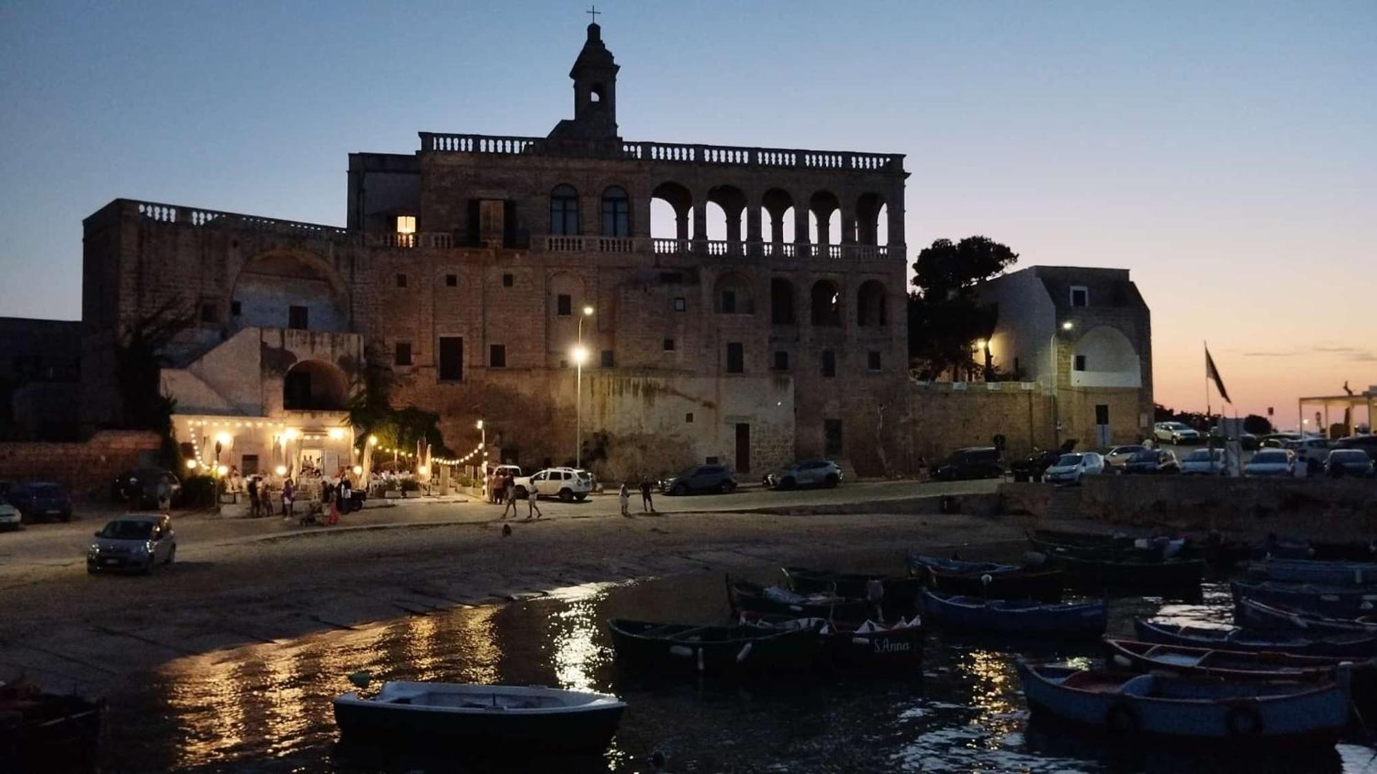 Casa Vacanze La Bella Tina Polignano a Mare Εξωτερικό φωτογραφία